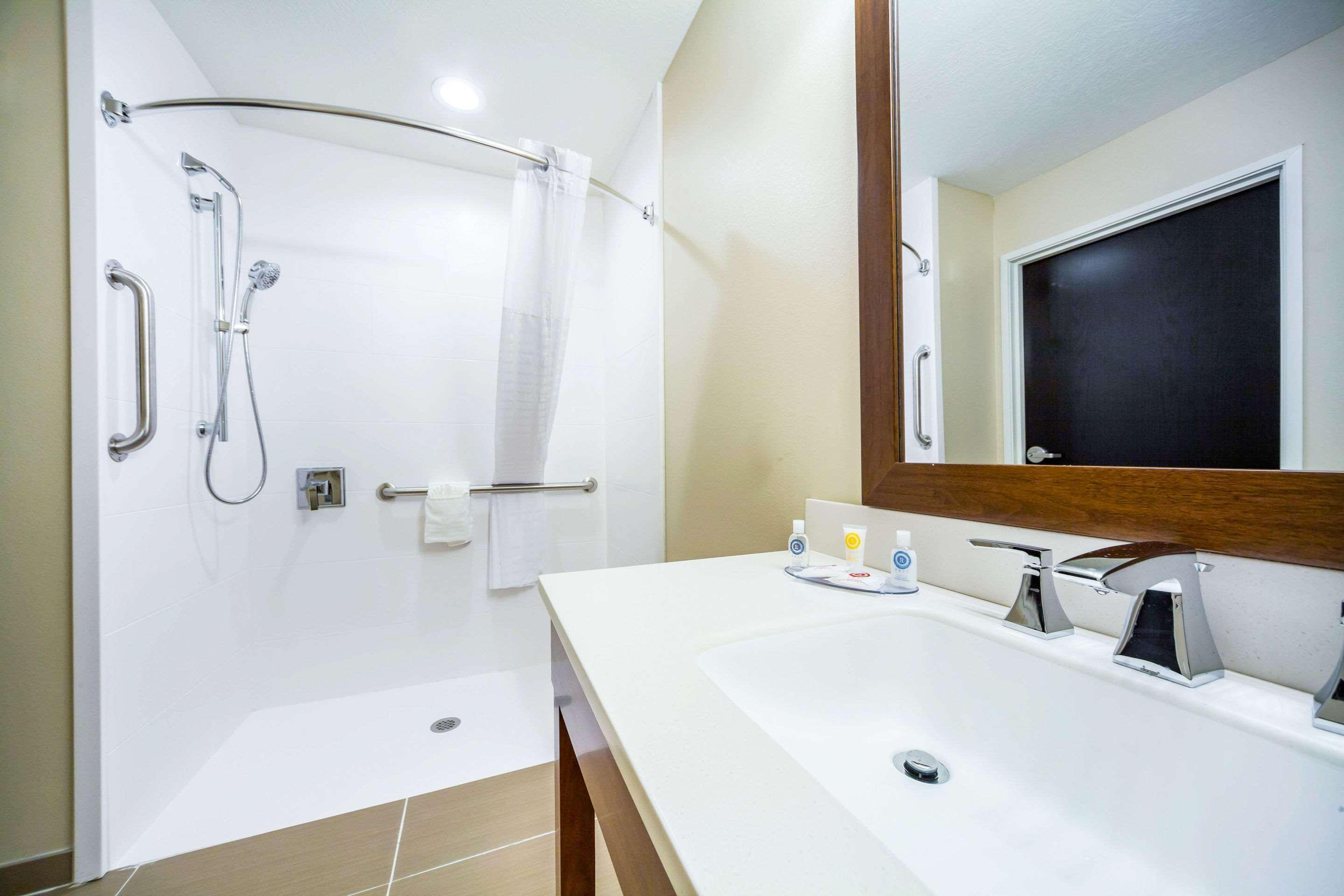 Comfort Inn & Suites North Platte I-80 מראה חיצוני תמונה